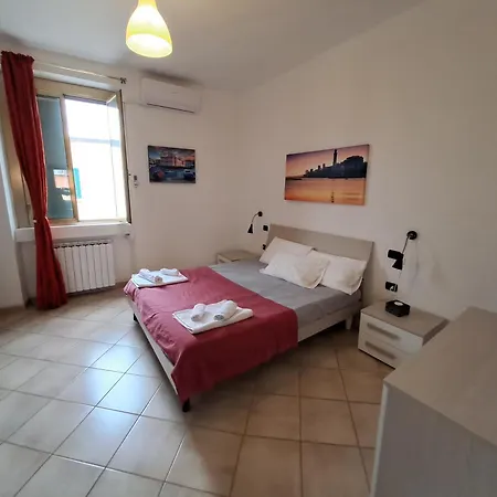 Casa Carlo With Parking Near The Center Апартаменты *